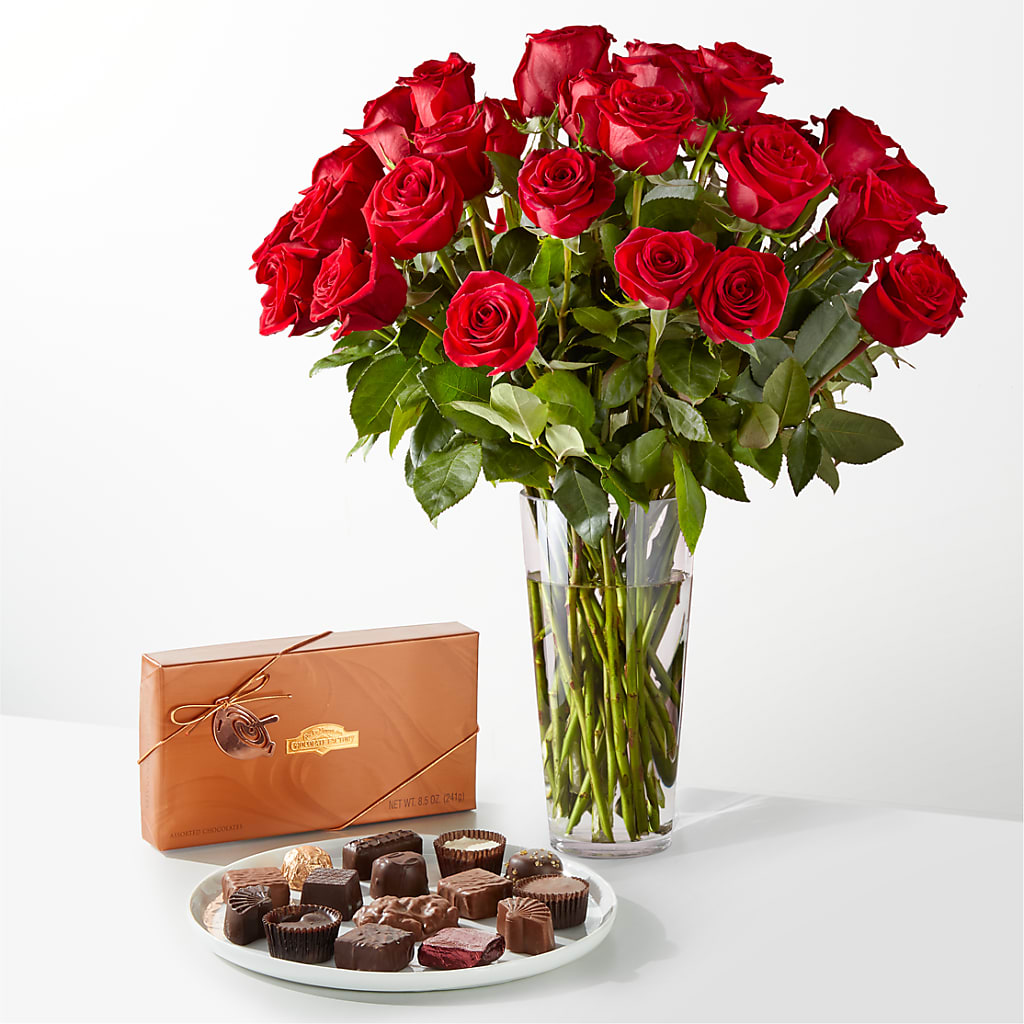 Romantic Long Stem Red Rose Bouquet Bundles – Wade Florists Llc, Saint Louis MO