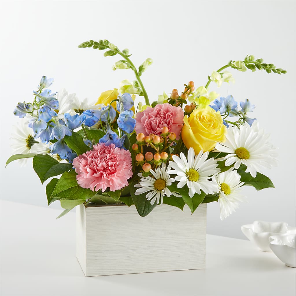 Sun Salutation Box Bouquet – Wade Florists Llc, Saint Louis MO