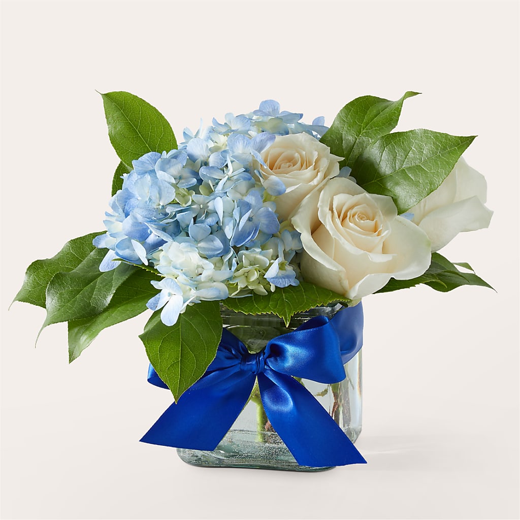 Sky Blue Delight Bouquet – Wade Florists Llc, Saint Louis MO