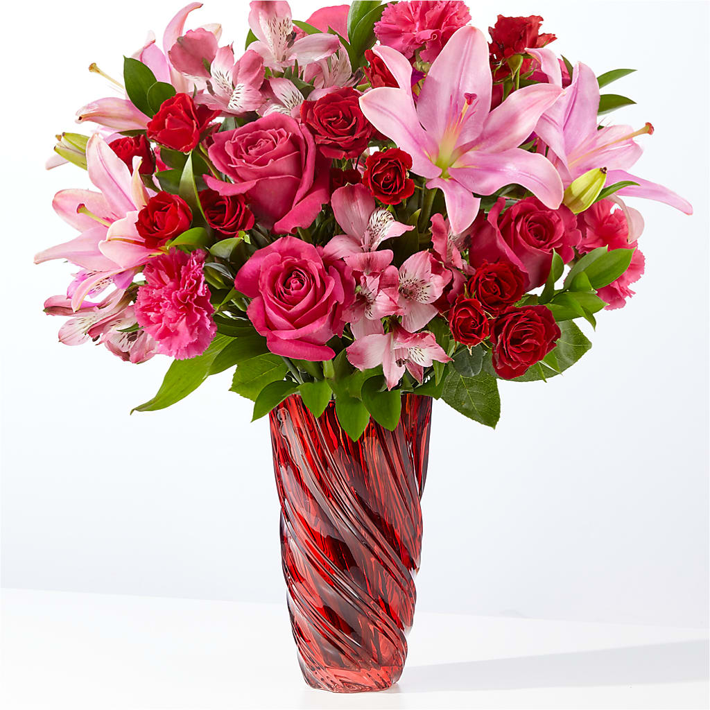 In Love Bouquet with Luxe Swirl Vase – Wade Florists Llc, Saint Louis MO