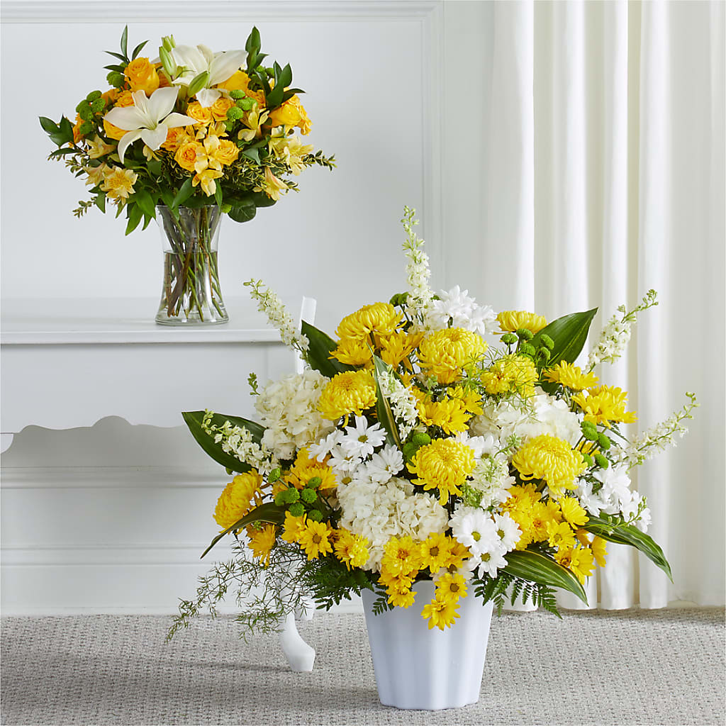 Warm Remembrance Bundles – Wade Florists Llc, Saint Louis MO