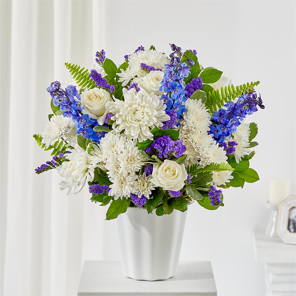 Hold Dear Tabletop Basket – Wade Florists Llc, Saint Louis MO