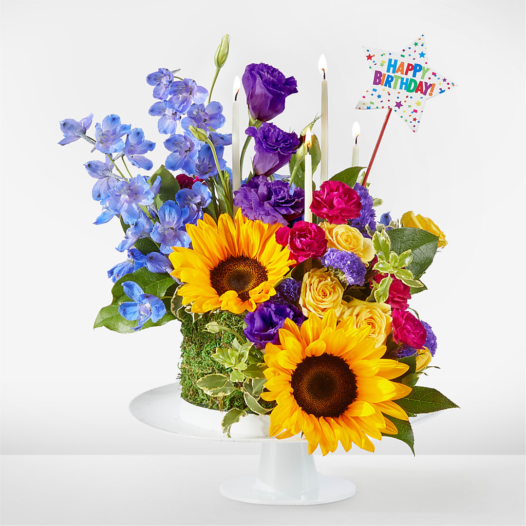 Star of the Day Floral Cake – Wade Florists Llc, Saint Louis MO