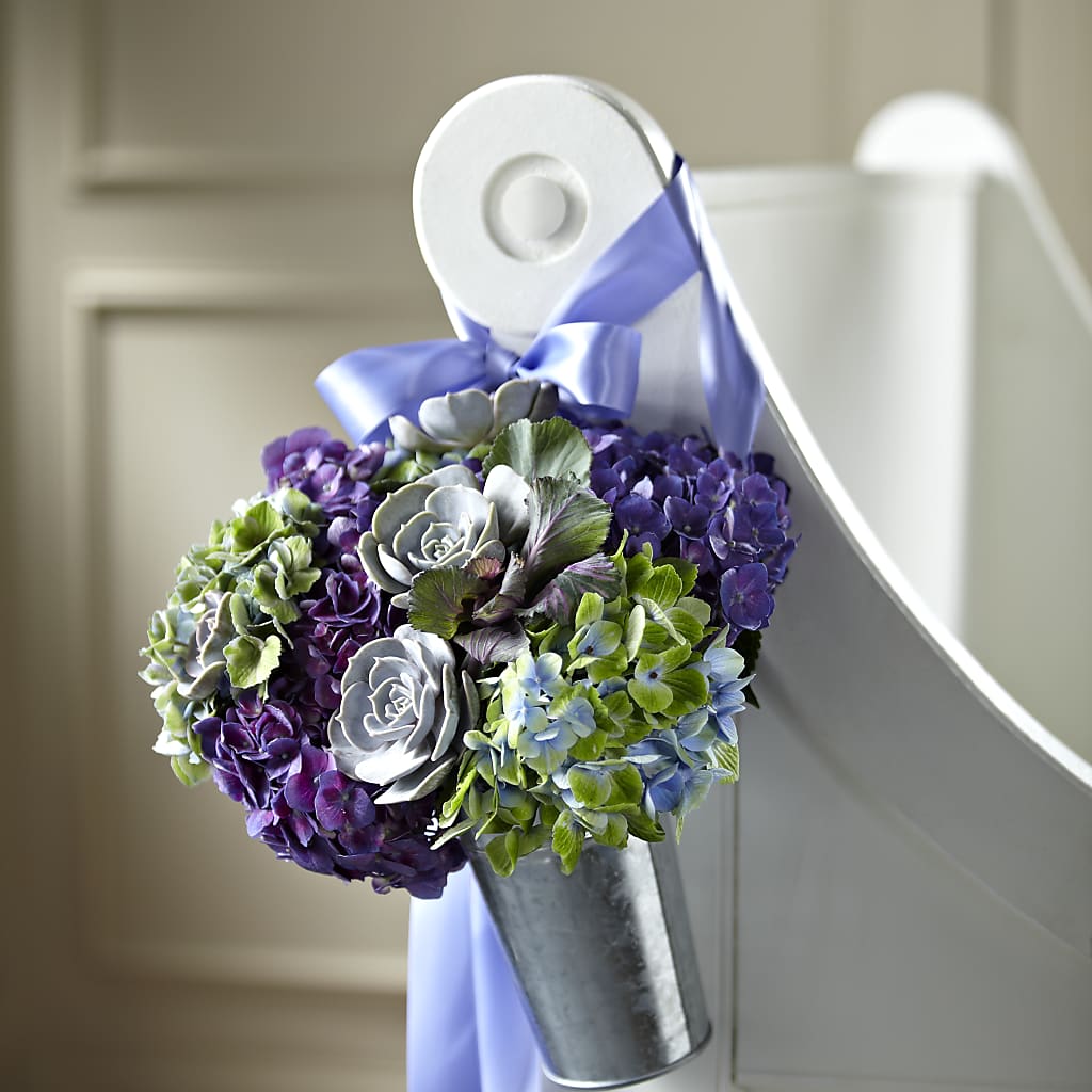 Declaration Pew Décor – Wade Florists Llc, Saint Louis MO