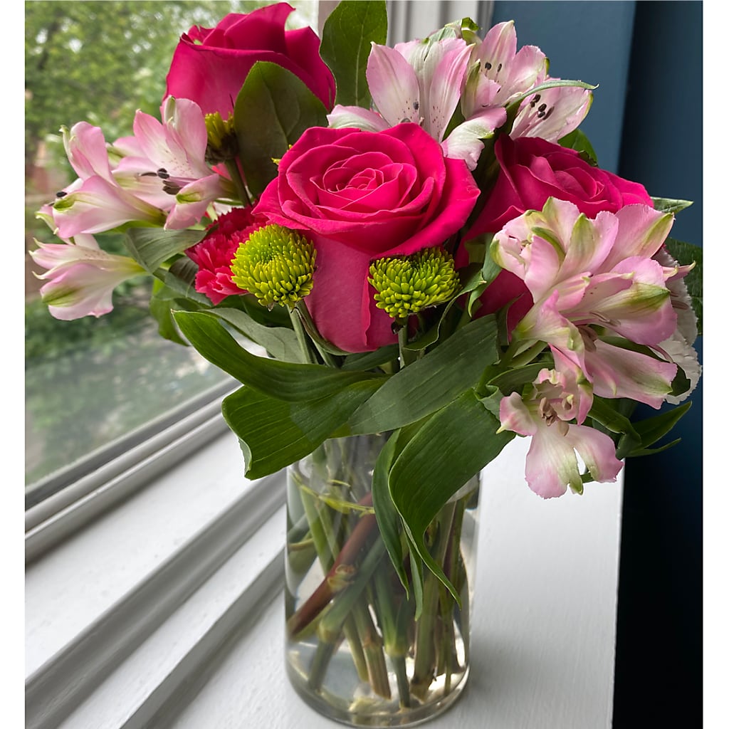 Sweet & Pretty Bouquet –  Wade Florists Llc, Saint Louis MO