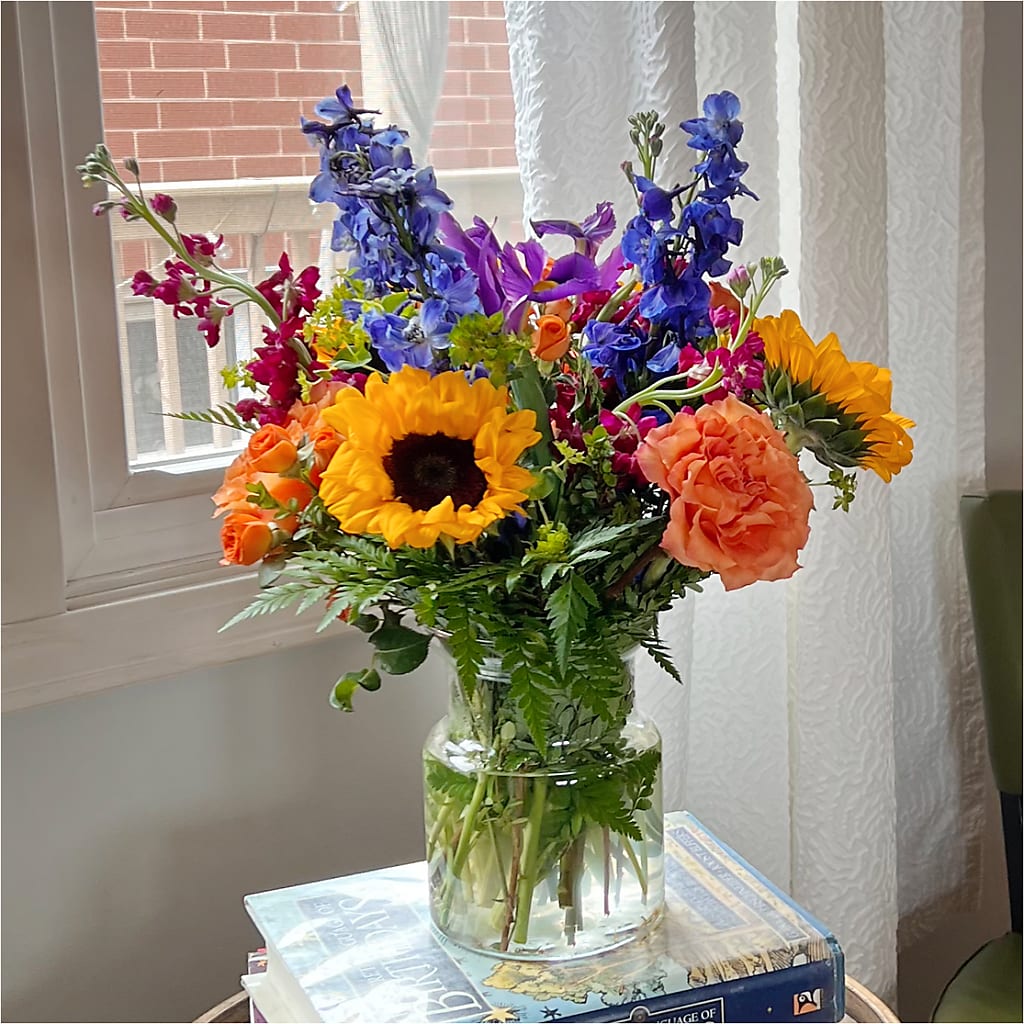 Rays of Life Bouquet –  Wade Florists Llc, Saint Louis MO