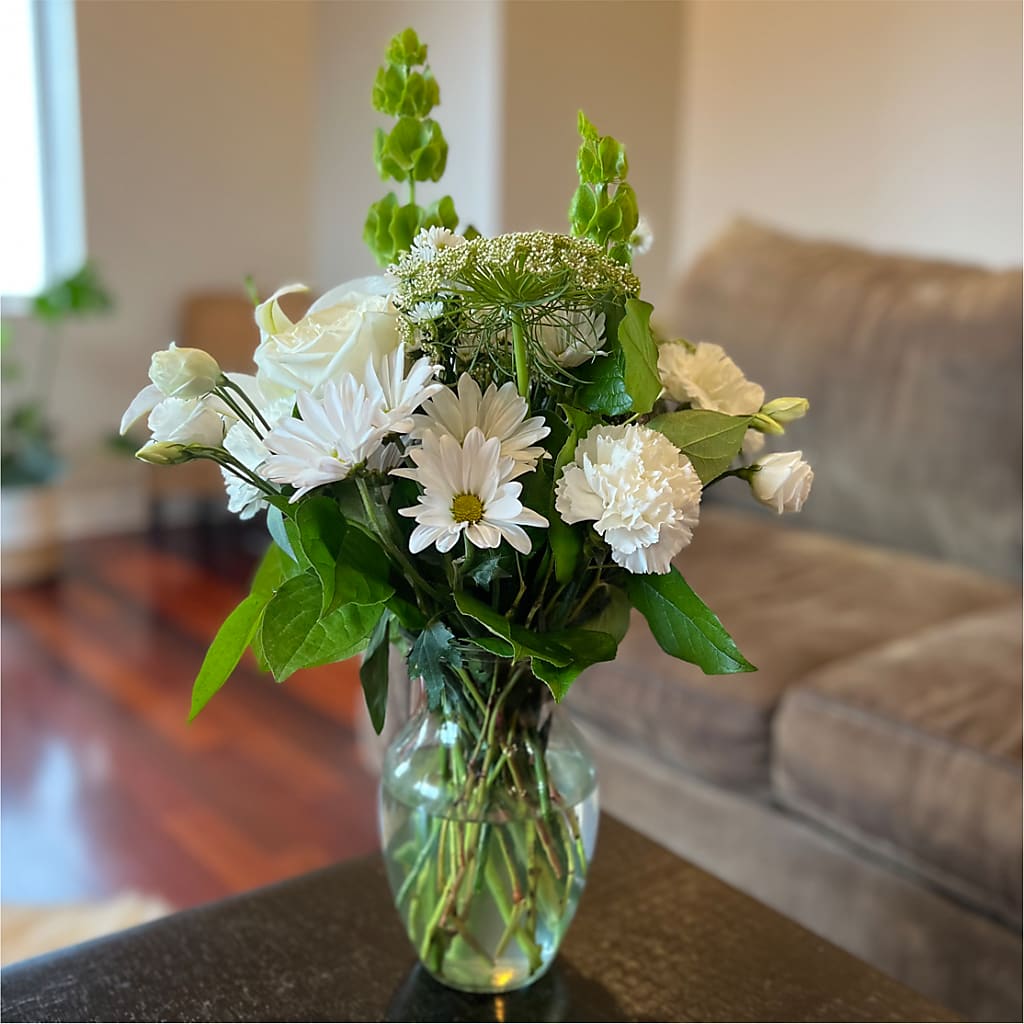 Classic Ivory – A Florist Original –  Wade Florists Llc, Saint Louis MO