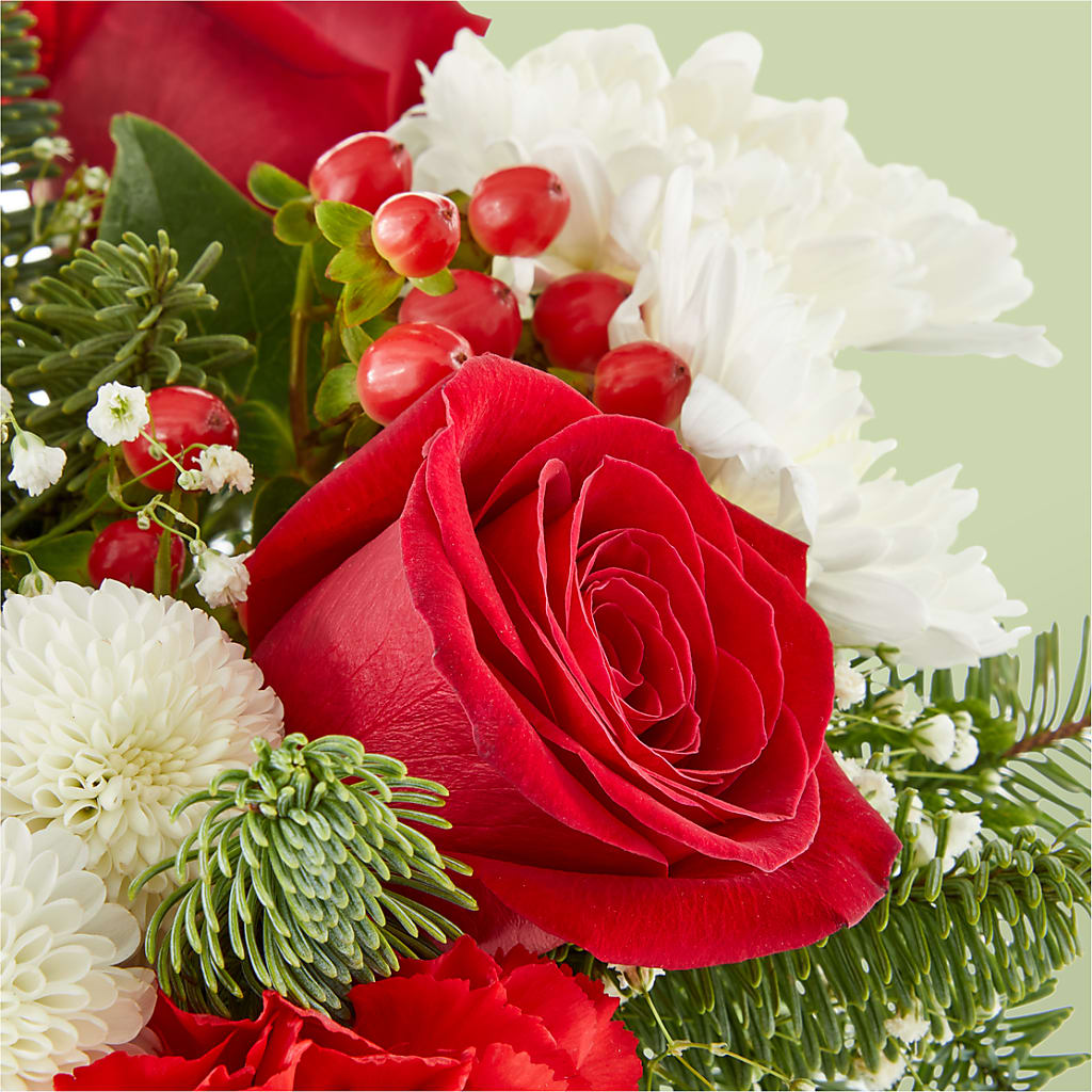 Chance of Flurries Bouquet –  Wade Florists Llc, Saint Louis MO