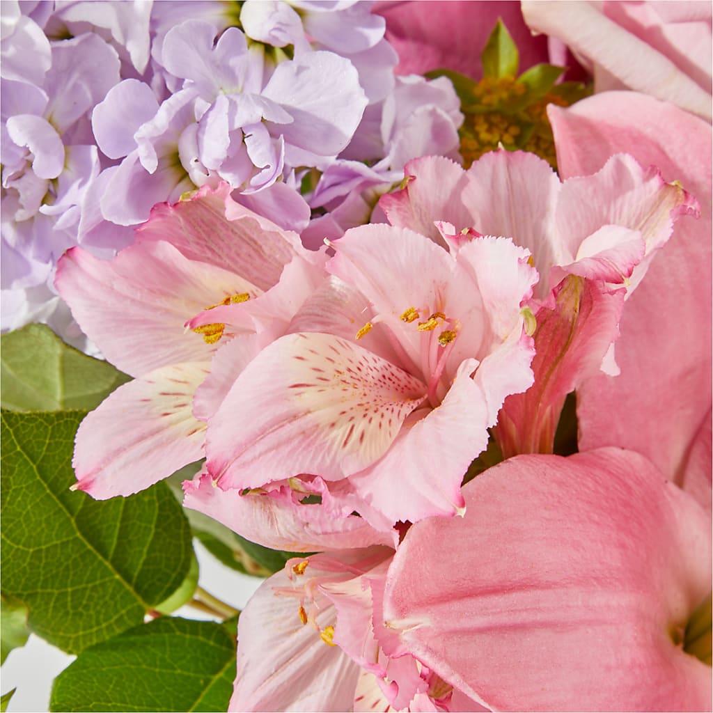 The Crown Jewel Bouquet –  Wade Florists Llc, Saint Louis MO