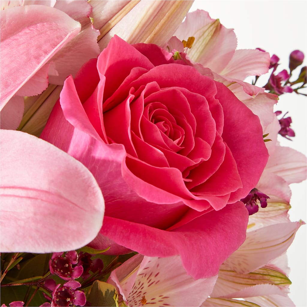 Lucky in Love Bouquet –  Wade Florists Llc, Saint Louis MO