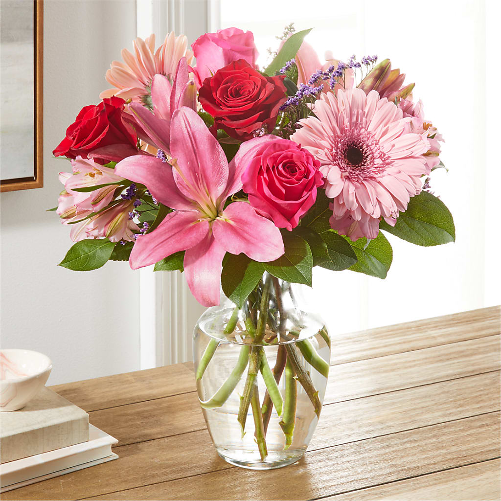 Lots of Love Bouquet –  Wade Florists Llc, Saint Louis MO